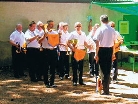 Fanfare bastidonne lors de la fête du Sapet